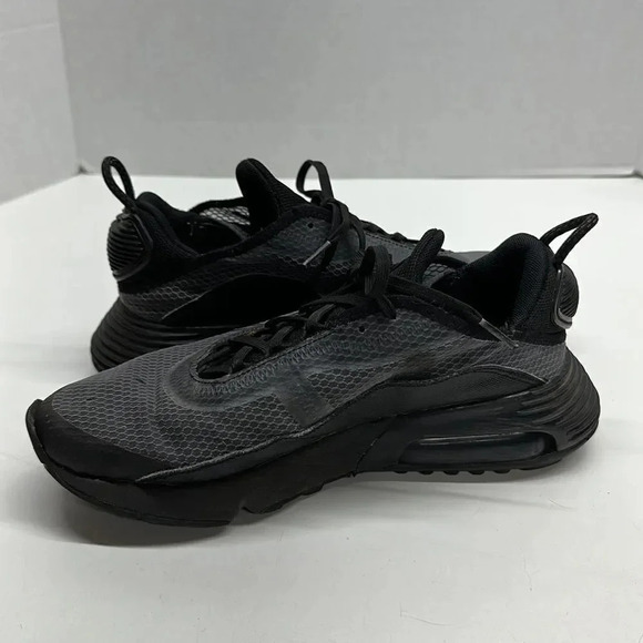 Nike Big Air Max 2090 Sneakers Shoes Black Anthracite Wolf Grey Kids Size 6 Y 6Y - Picture 6 of 10